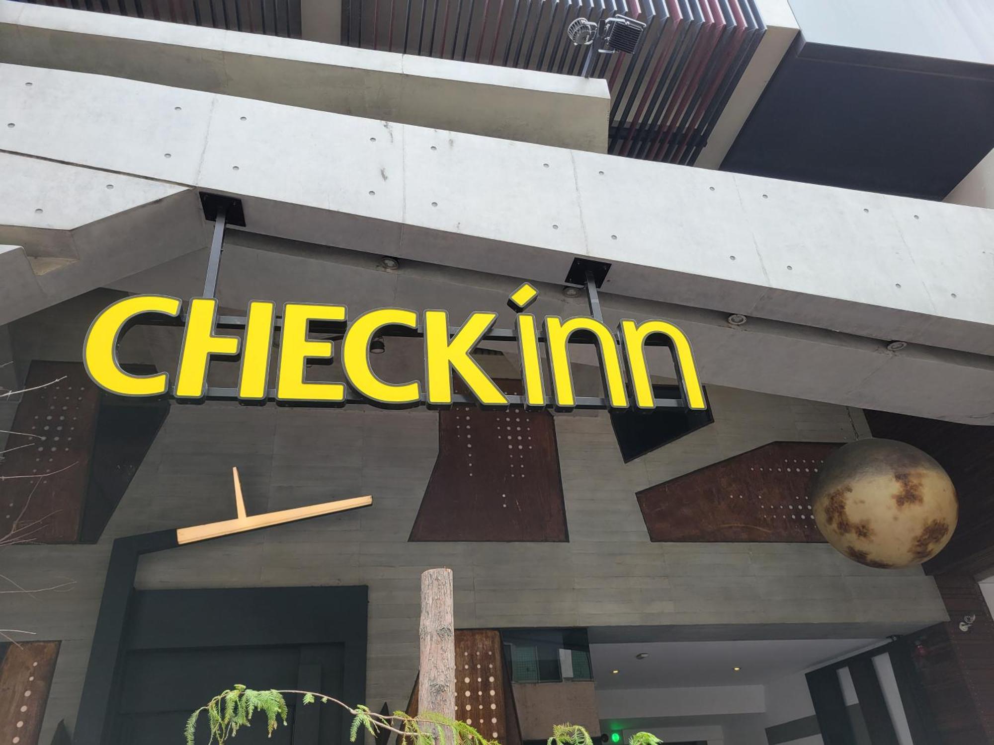 Check Inn Taichung Zhongshan Экстерьер фото