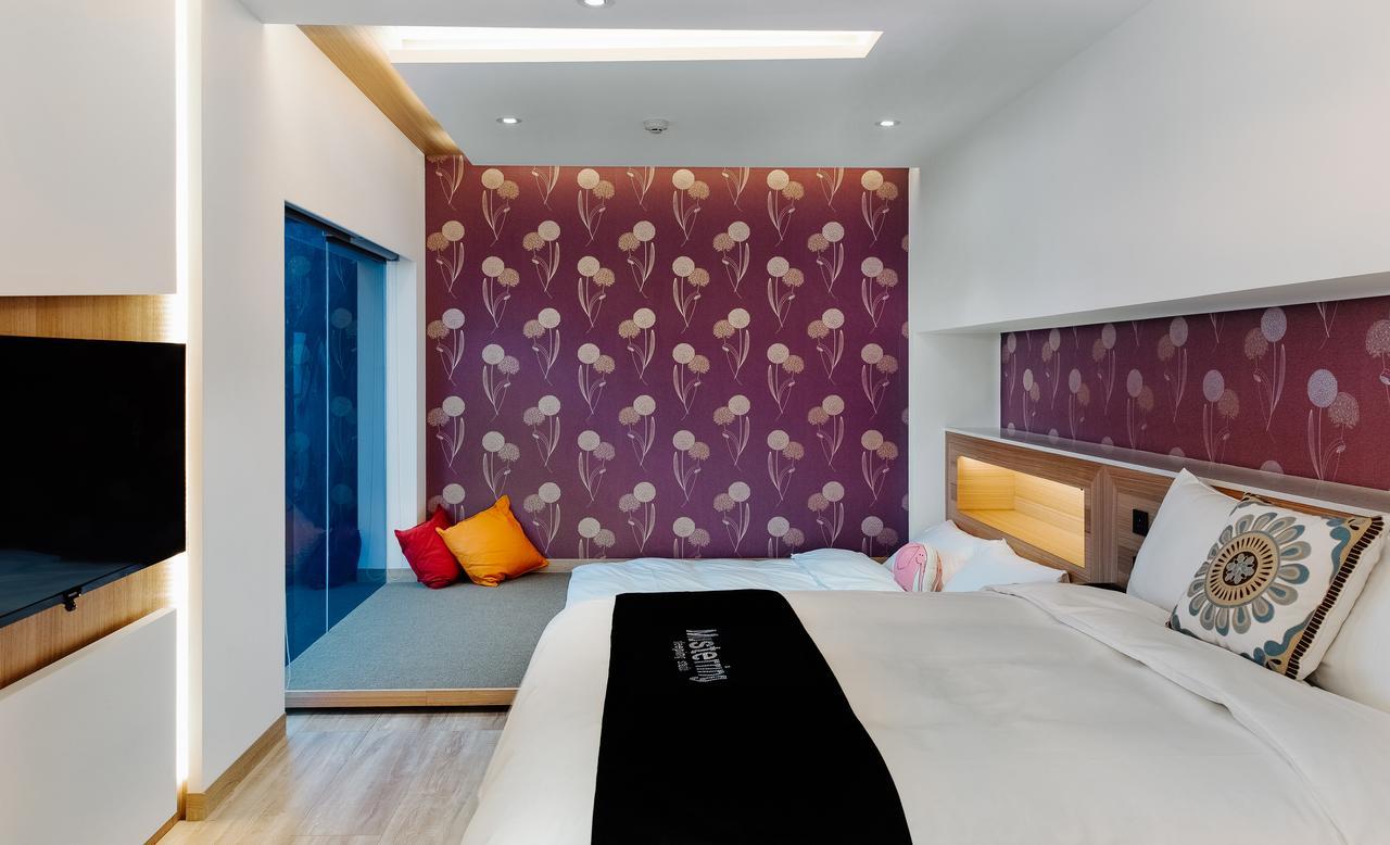Check Inn Taichung Zhongshan Экстерьер фото
