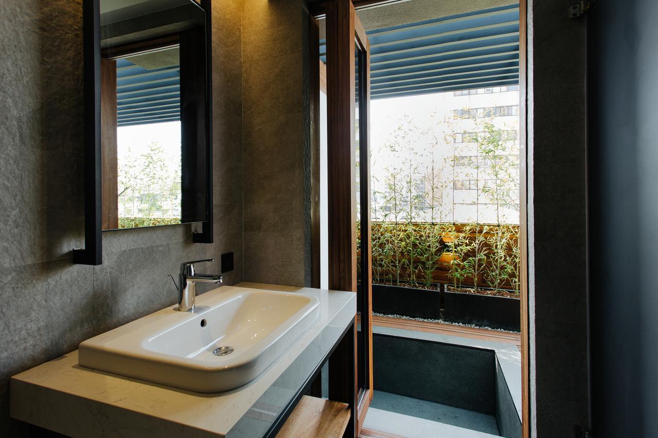 Check Inn Taichung Zhongshan Экстерьер фото