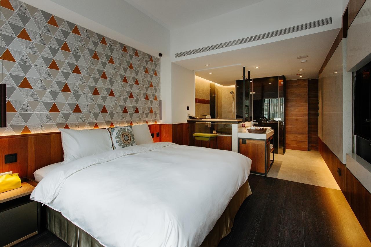 Check Inn Taichung Zhongshan Экстерьер фото